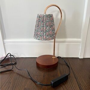 Floral Pleated Shade Candle Warmer